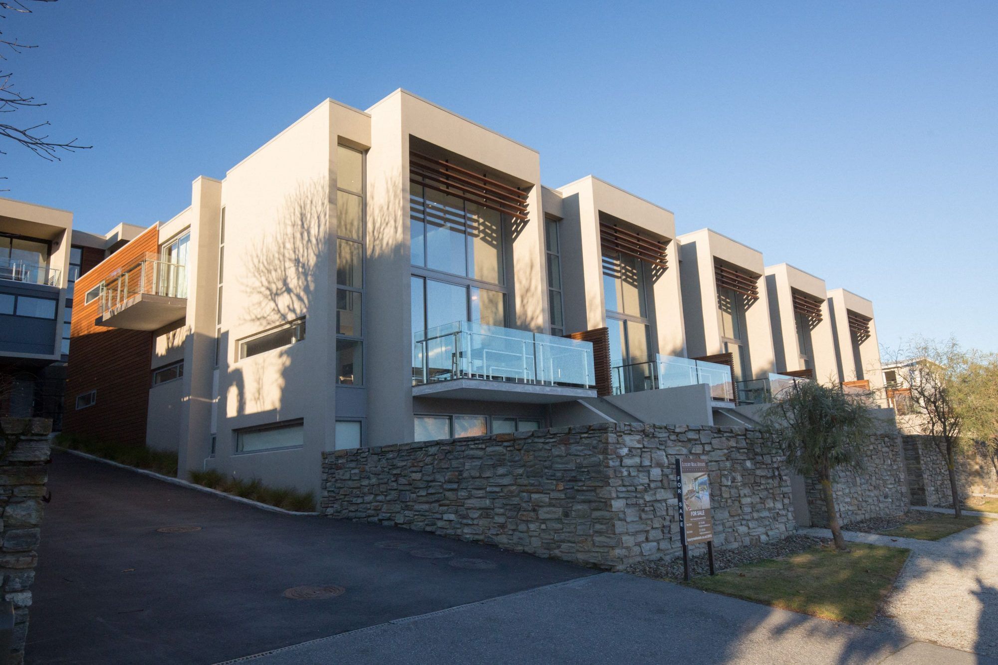 Luxury in Wanaka Lakeshore Springs Wanaka