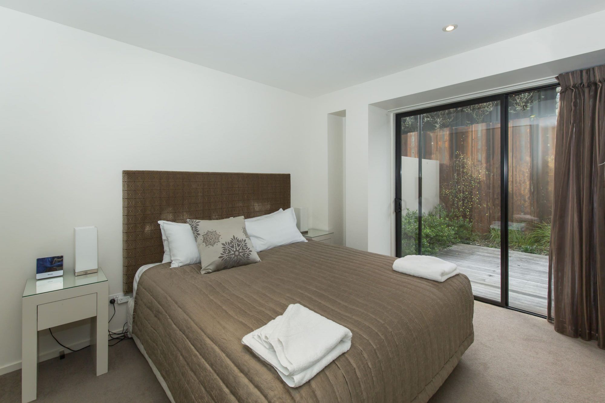 Luxury in Wanaka Lakeshore Springs Wanaka